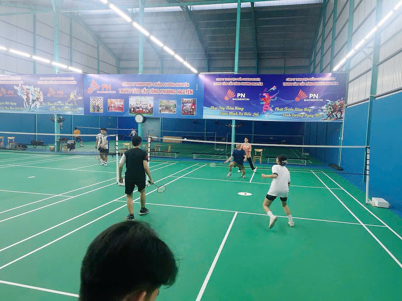 Sân Cầu Lông Trung Tâm Cầu Lông Phương Nguyên, Đồng Tháp